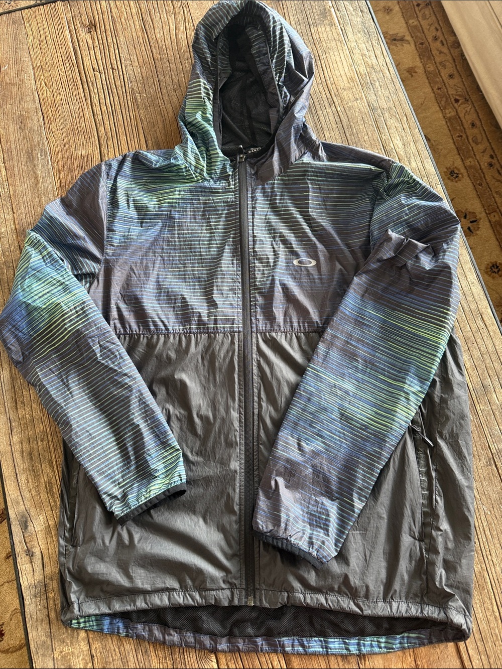 Oakley Men's Hooded Windbreaker Jacket - Gray with Blue and Green Stripe Accents